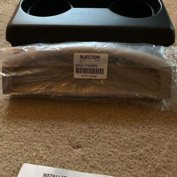 Toyota Sienna Black Console Cup Holder And Fawn Colored Tray 58820 *New* - Picture 4 of 7